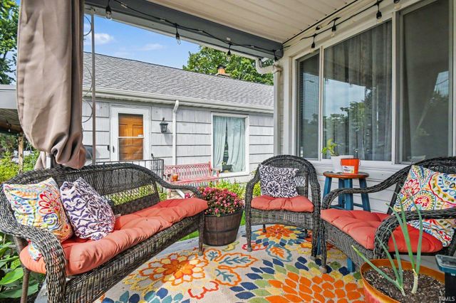 2106 Berkley Place, South Bend, IN 46616