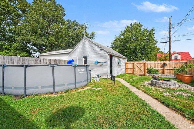 2106 Berkley Place, South Bend, IN 46616