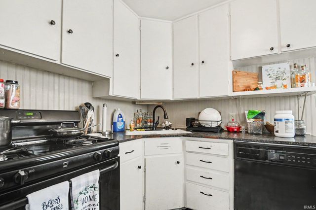 2106 Berkley Place, South Bend, IN 46616