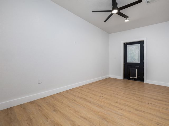 17412 W First ST, Leander, TX 78641