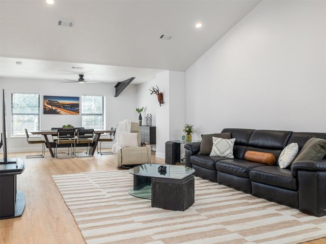 17412 W First ST, Leander, TX 78641