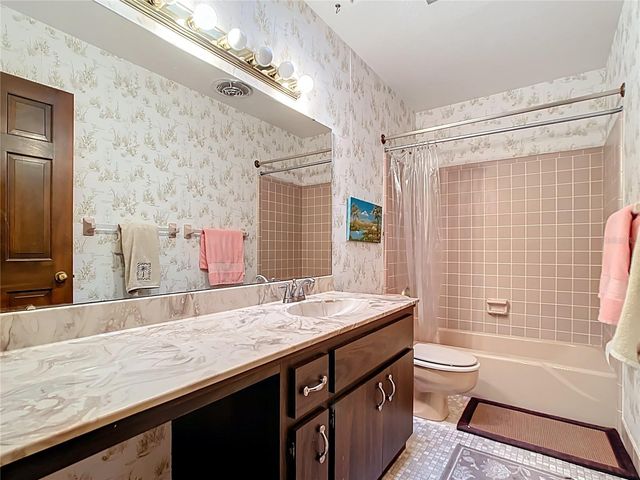 33620 PICCIOLA DRIVE, Fruitland Park, FL 34731