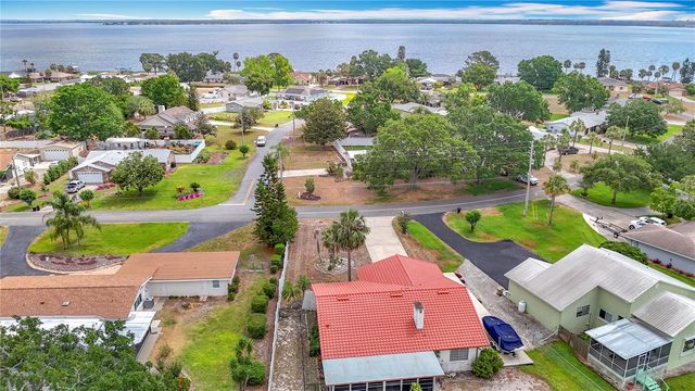 33620 PICCIOLA DRIVE, Fruitland Park, FL 34731