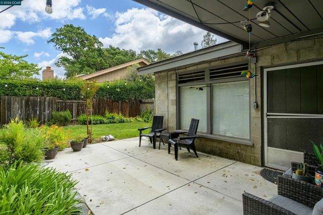120 Richard Ln, Walnut Creek, CA 94595