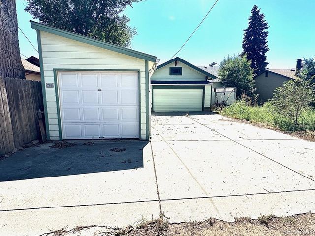 219 3rd St, Fort Lupton, CO 80621