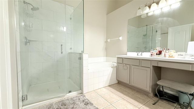 10228 HUNTERS HAVEN BOULEVARD, Riverview, FL 33578