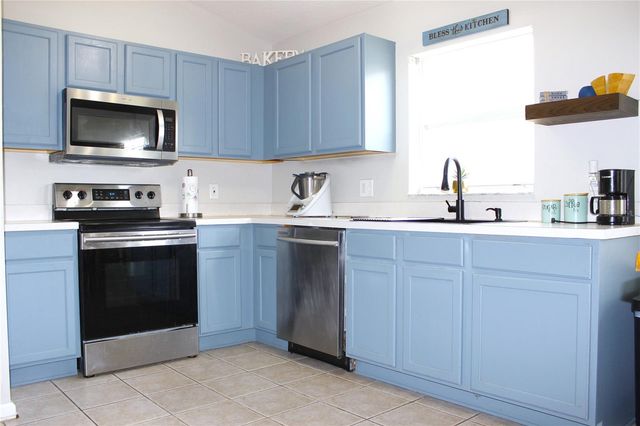 10228 HUNTERS HAVEN BOULEVARD, Riverview, FL 33578
