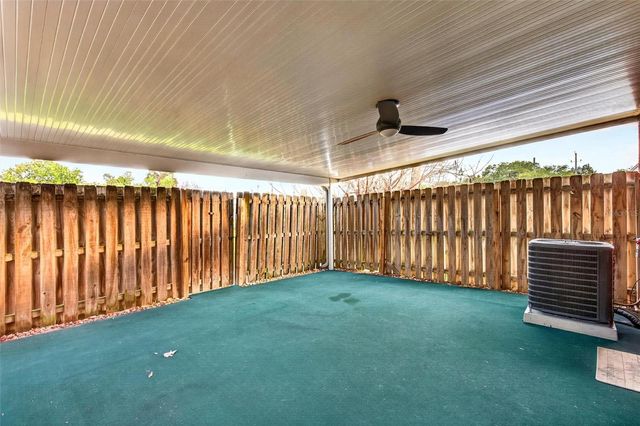 2250 S PALMETTO AVENUE J-5, South Daytona, FL 32119