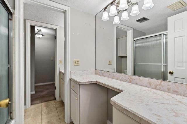 2250 S PALMETTO AVENUE J-5, South Daytona, FL 32119