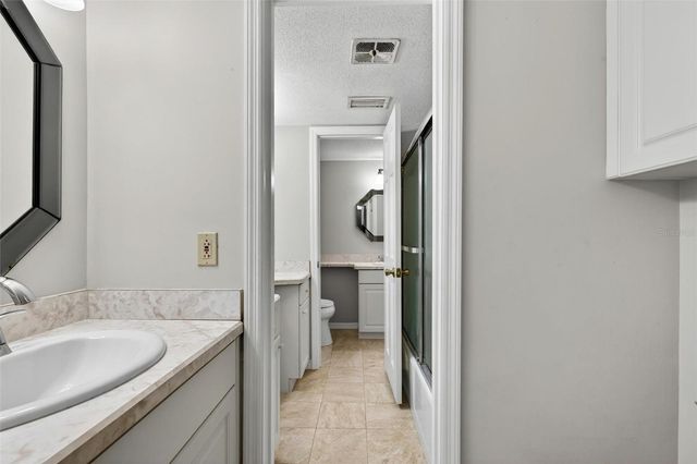 2250 S PALMETTO AVENUE J-5, South Daytona, FL 32119