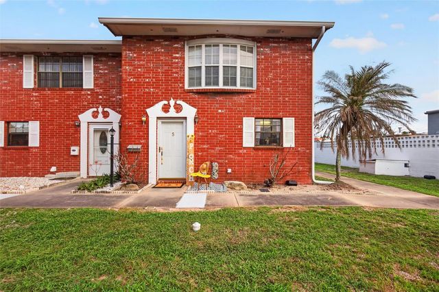 2250 S PALMETTO AVENUE J-5, South Daytona, FL 32119