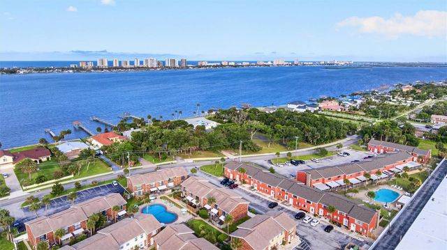 2250 S PALMETTO AVENUE J-5, South Daytona, FL 32119
