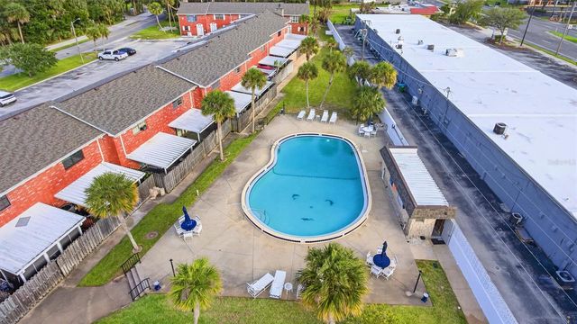 2250 S PALMETTO AVENUE J-5, South Daytona, FL 32119
