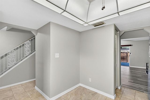 2250 S PALMETTO AVENUE J-5, South Daytona, FL 32119