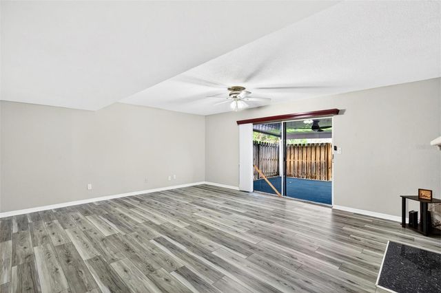 2250 S PALMETTO AVENUE J-5, South Daytona, FL 32119