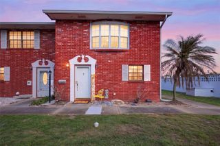2250 S PALMETTO AVENUE J-5, South Daytona, FL 32119