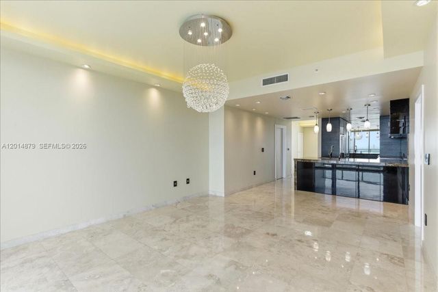 900 Biscayne Blvd 3709, Miami, FL 33132