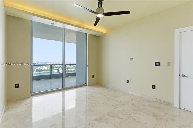 900 Biscayne Blvd 3709, Miami, FL 33132