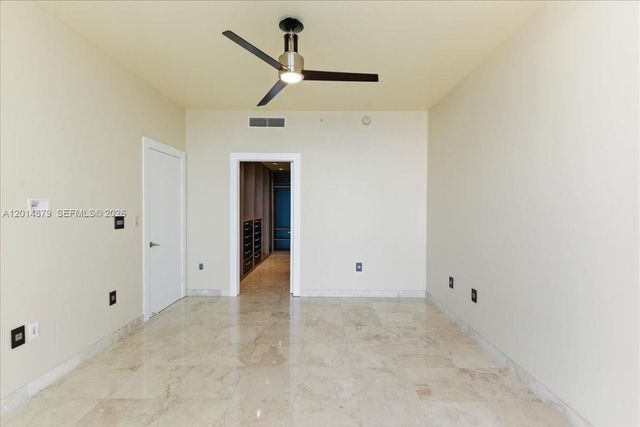 900 Biscayne Blvd 3709, Miami, FL 33132