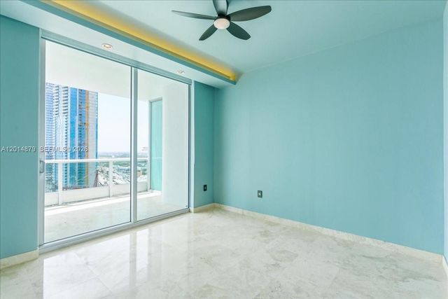 900 Biscayne Blvd 3709, Miami, FL 33132
