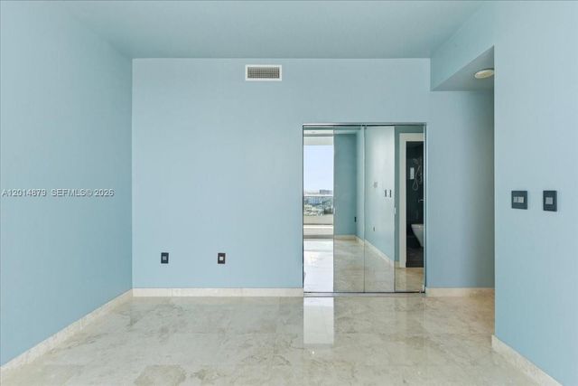 900 Biscayne Blvd 3709, Miami, FL 33132