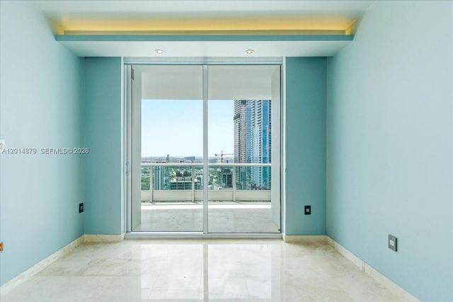 900 Biscayne Blvd 3709, Miami, FL 33132