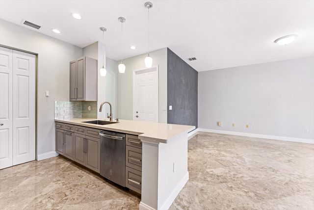 6884 JULIA GARDENS Drive, Coconut Creek, FL 33073