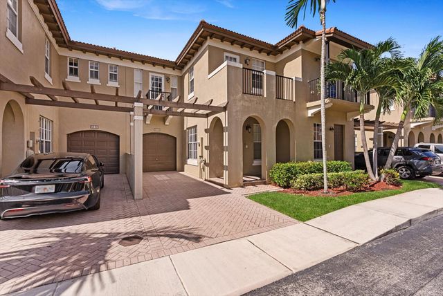 6884 JULIA GARDENS Drive, Coconut Creek, FL 33073