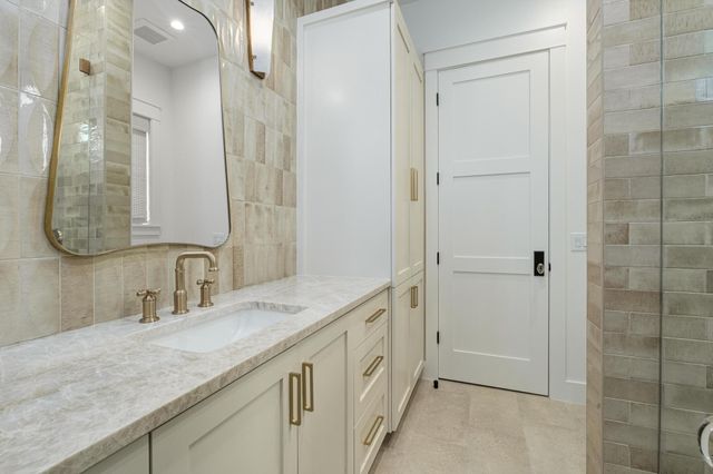 000 Old Red Ranch RD, Dripping Springs, TX 78620