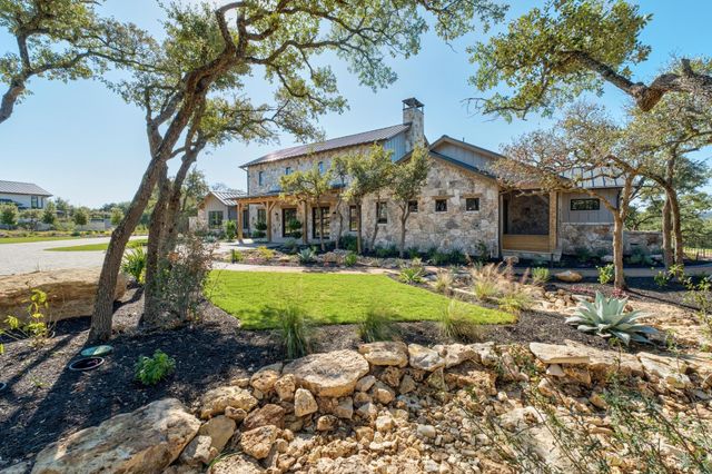 000 Old Red Ranch RD, Dripping Springs, TX 78620
