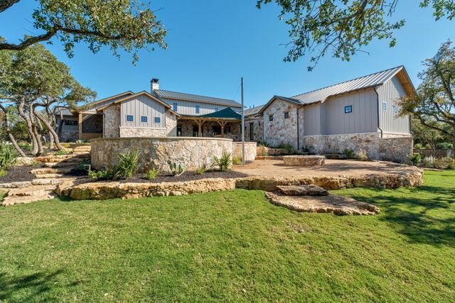 000 Old Red Ranch RD, Dripping Springs, TX 78620
