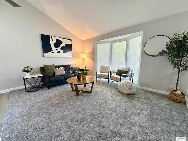 2220 SW 17 Street, Lincoln, NE 68522