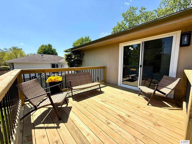 2220 SW 17 Street, Lincoln, NE 68522