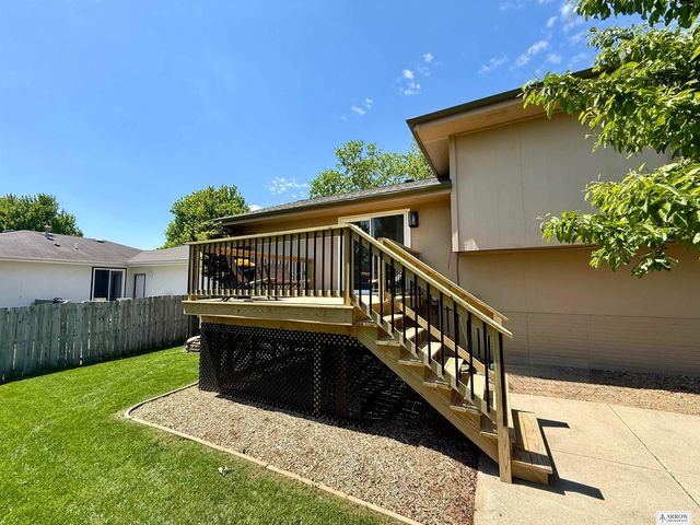 2220 SW 17 Street, Lincoln, NE 68522