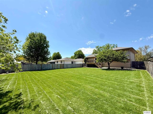 2220 SW 17 Street, Lincoln, NE 68522