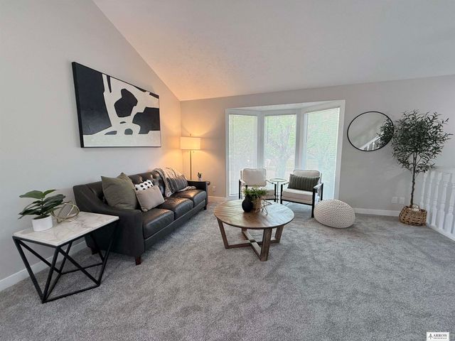 2220 SW 17 Street, Lincoln, NE 68522