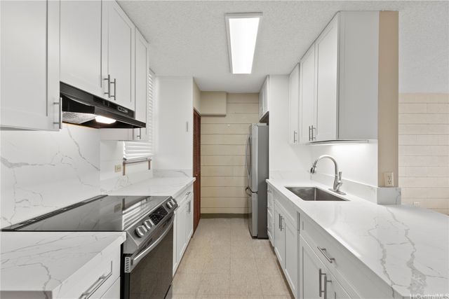 633 Nalanui Street 409, Honolulu, HI 96817