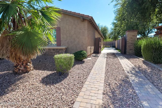 1742 N 144TH Drive, Goodyear, AZ 85395