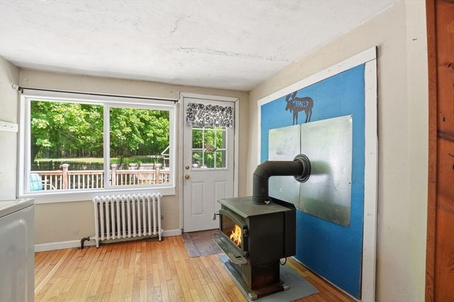 13 Clapp Rd, Hanover, MA 02339