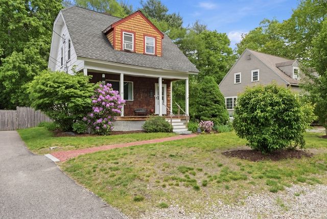 13 Clapp Rd, Hanover, MA 02339