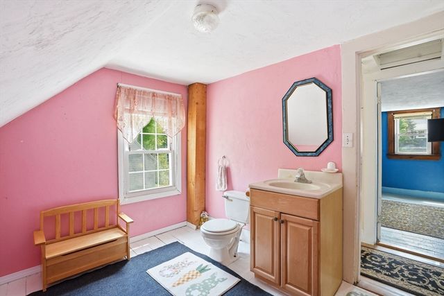 13 Clapp Rd, Hanover, MA 02339