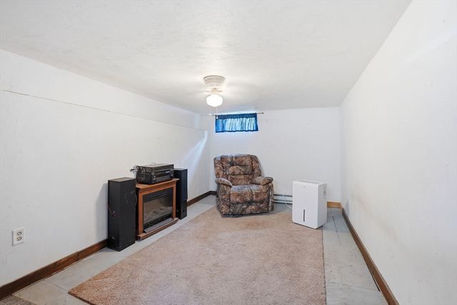 13 Clapp Rd, Hanover, MA 02339