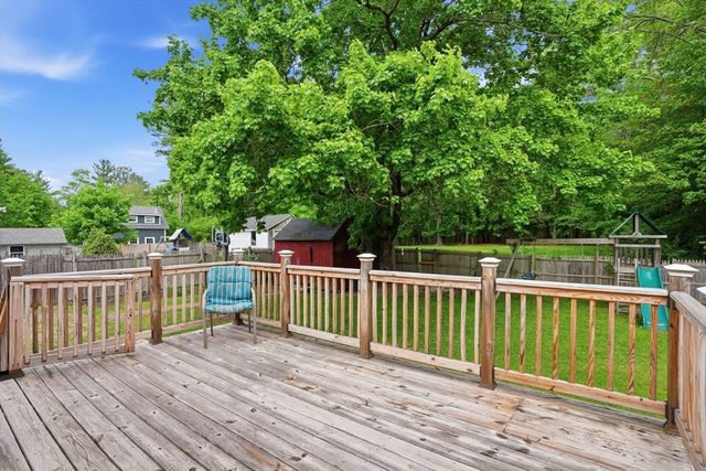 13 Clapp Rd, Hanover, MA 02339