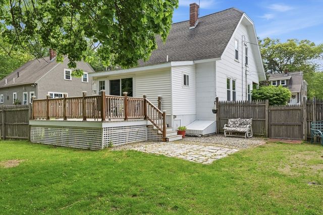 13 Clapp Rd, Hanover, MA 02339
