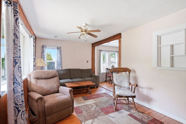 13 Clapp Rd, Hanover, MA 02339