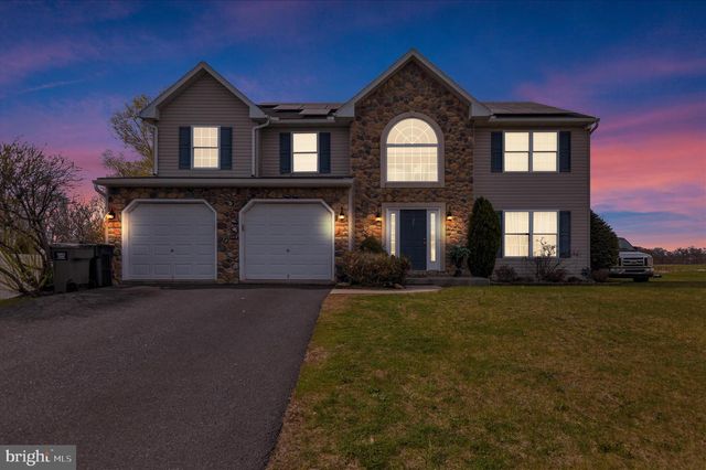 356 LUISA CT, Shoemakersville, PA 19555