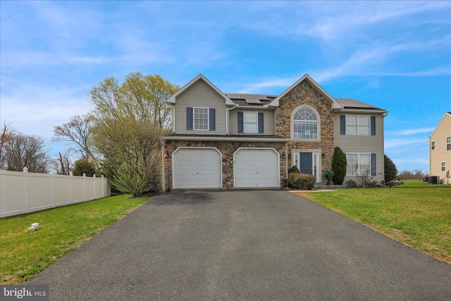 356 LUISA CT, Shoemakersville, PA 19555