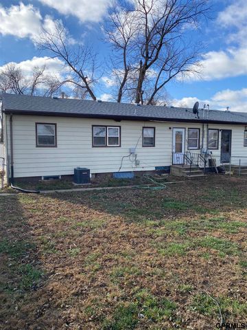 2210 Power Drive, Bellevue, NE 68005