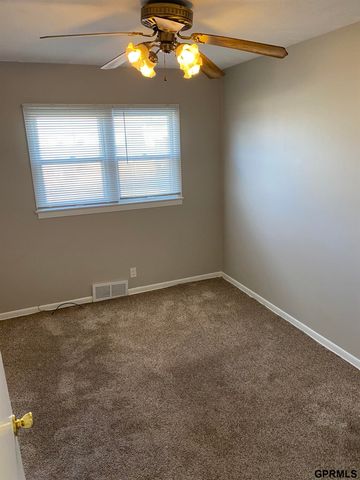 2210 Power Drive, Bellevue, NE 68005