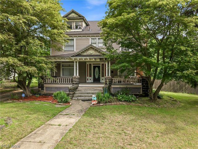 236 N Heights Avenue, Youngstown, OH 44505